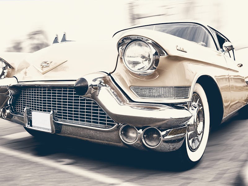 auto-car-cadillac-oldtimer-2